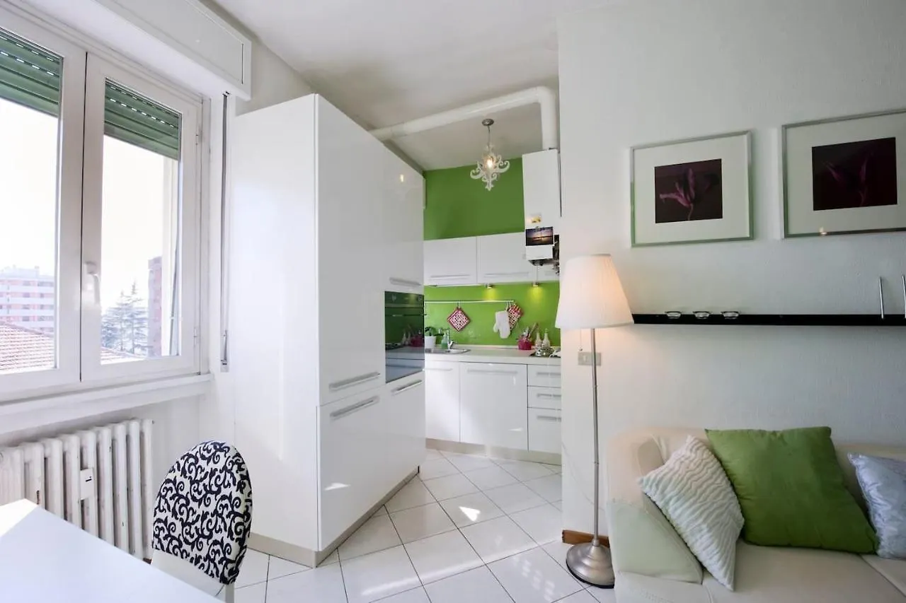 Stunning 1-Bed Apartment In Milano