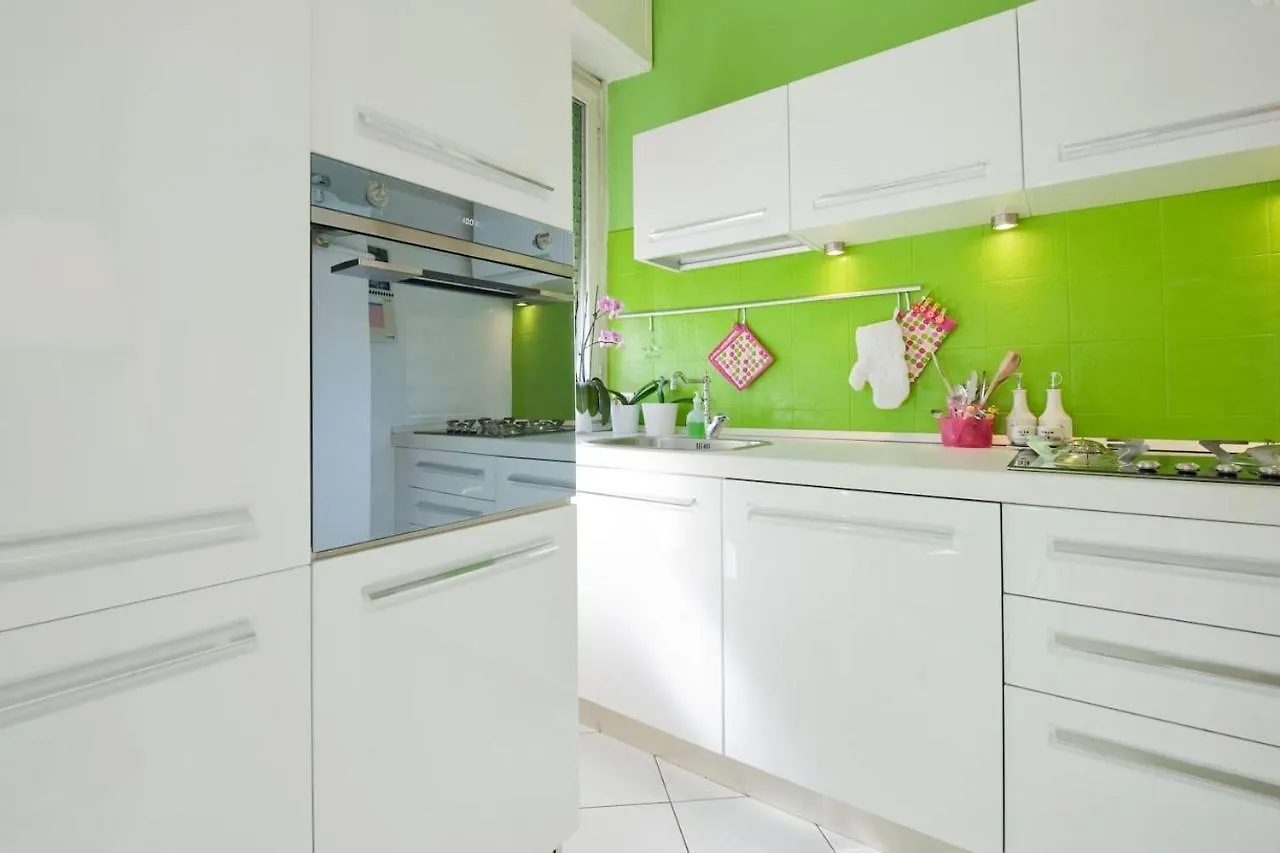 Stunning 1-Bed Apartment In Milano 0*, Milan Italy
