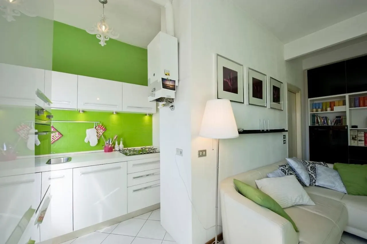 Stunning 1-Bed Apartment In Milano