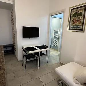 Appartamento Petit, Milano